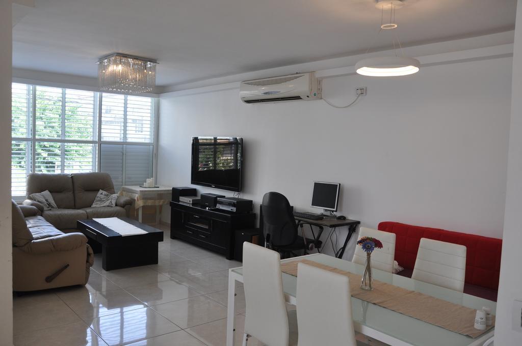 Vip Apartment Bat Yam Extérieur photo